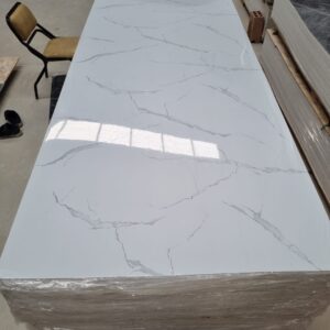 Placa PVC Marmolada - Modelo 8231 Blanco con Vetas Finas